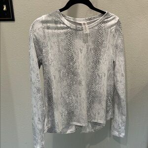 Altar'd State White and Gray Snake Print Blouse